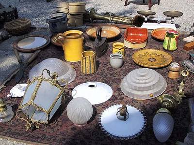 Bild Flohmarkt - marché aux puces keine Neuware, nur guter Trödel und/oder Antikware -