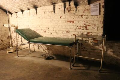 Führung im Weinbergbunker