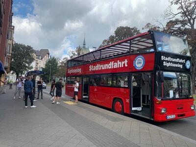 Stadtrundfahrt Kassel mit dem Event-Bus  Sightseeing Kassel with the event  bus