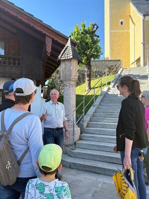 Dorfgschichtn: Historischer Spaziergang durch Bernau