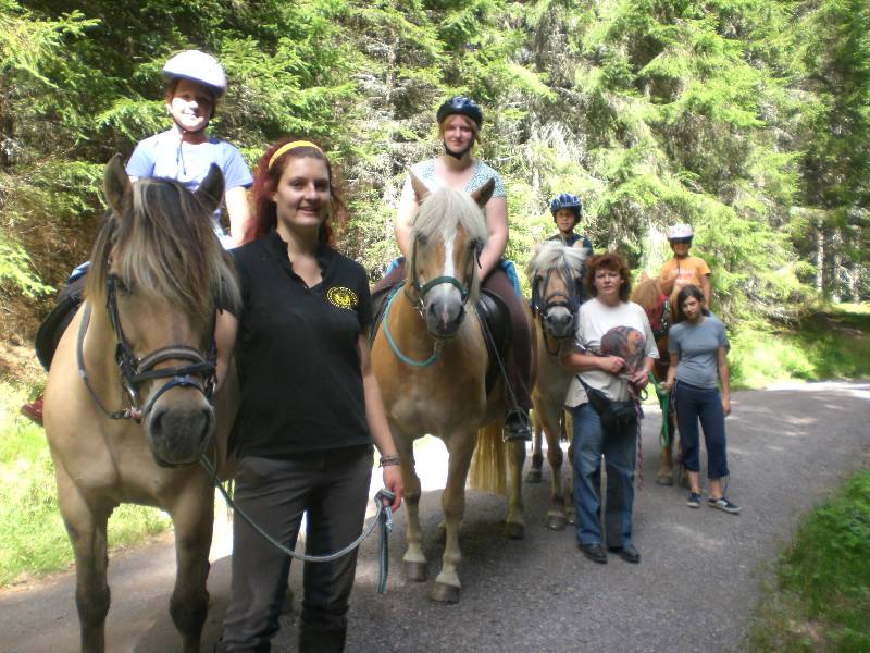 Ponyreiten. © Familie Kaiser
