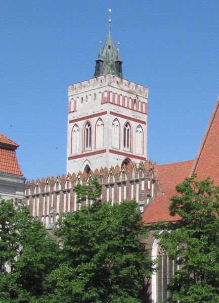 Offener Turm: Von der Aussichtsplattform der St.-Marien-Kirche eröffnet sich ein Panoramablick über Stadt, Fluss und Land., Foto: Henriette Brendler, Lizenz: Henriette Brendler