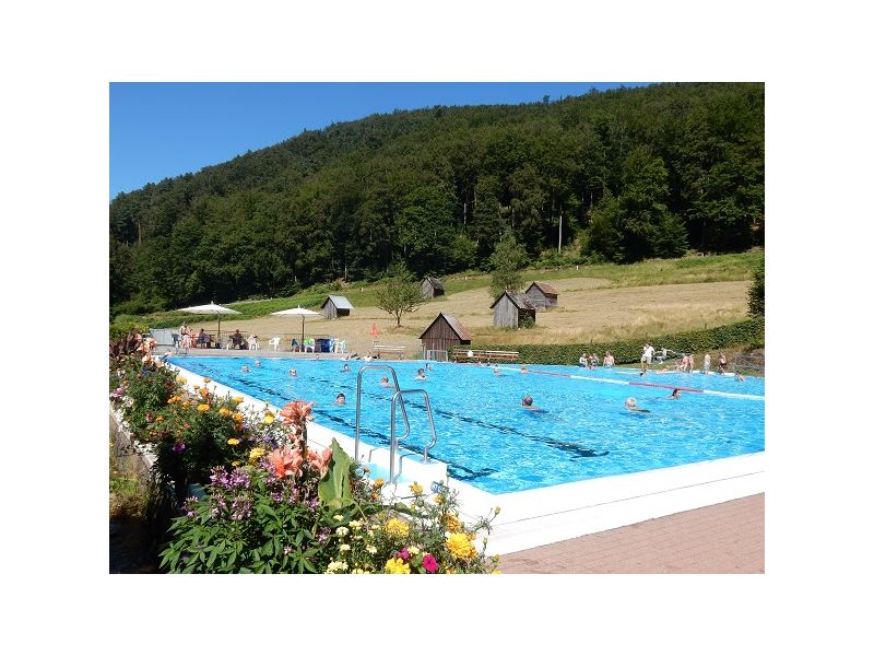 Schwimmbadfest in Reichental