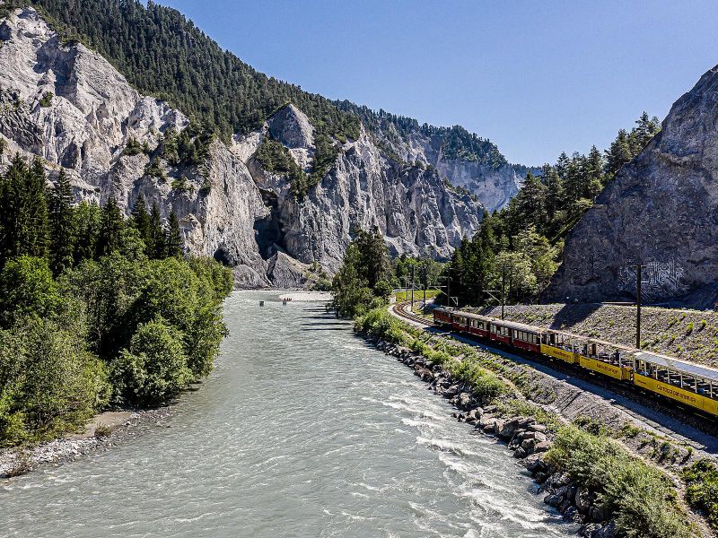 Erlebniszug durch die Rheinschlucht in Ilanz