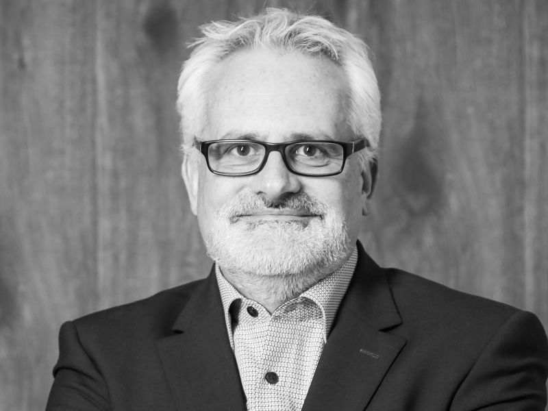 Krimi-Lesung mit Weinverkostung: Uwe Ittensohn liest aus Winzerblut
