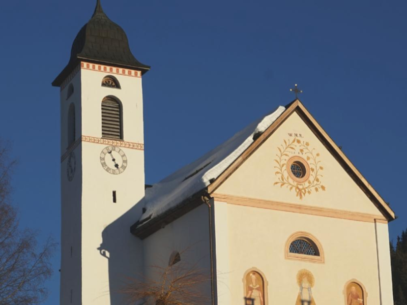 Kirche 2 Surcuolm
