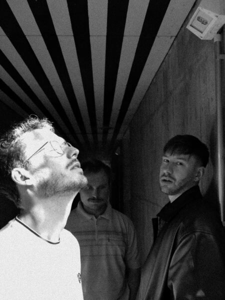 TOMMY AND THE TELEBOYS samsa