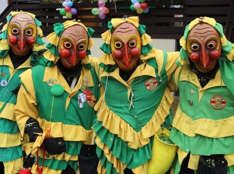 Närrischer Frühschoppen mit Narrenbaumstellen in Utzenfeld